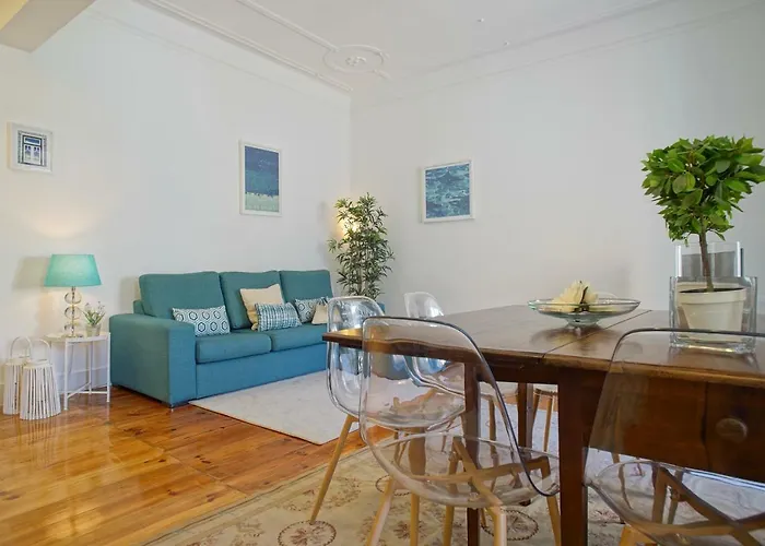 Center * Лісабон