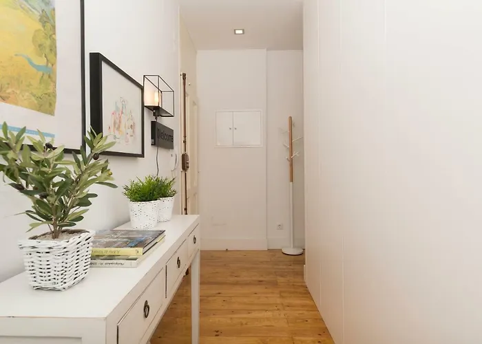 Апартаменти Center *